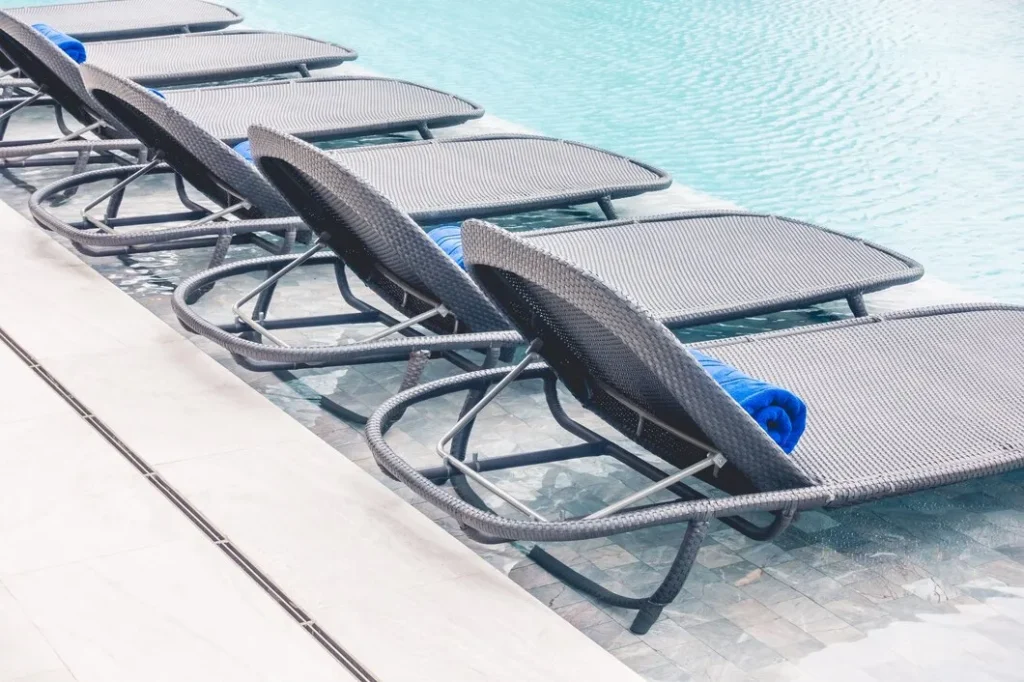 8. Keep The Pool Clean
