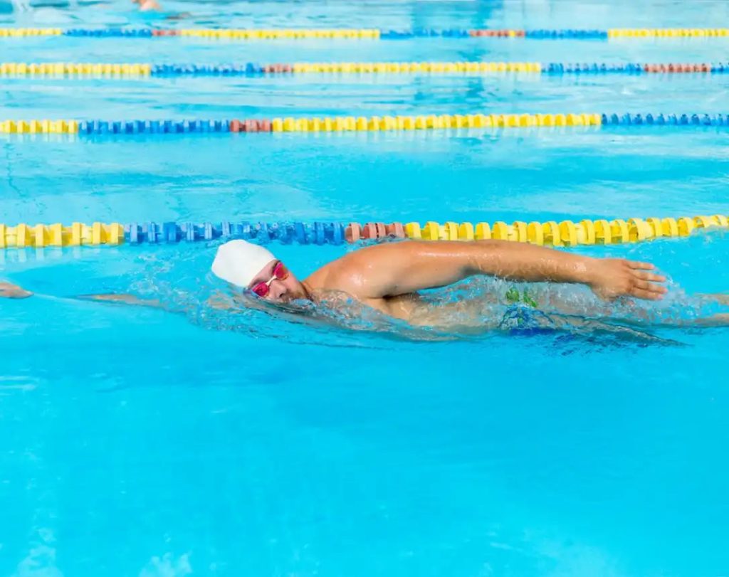 Sidestroke Swimming - Technique, Tips, And Benefits