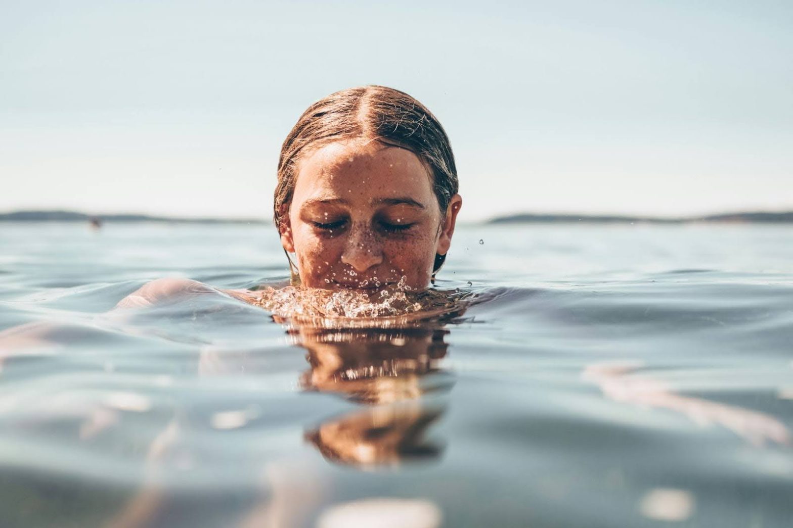 How To Tread Water: 10 Ways To Your Swimming Skills - SwimHub