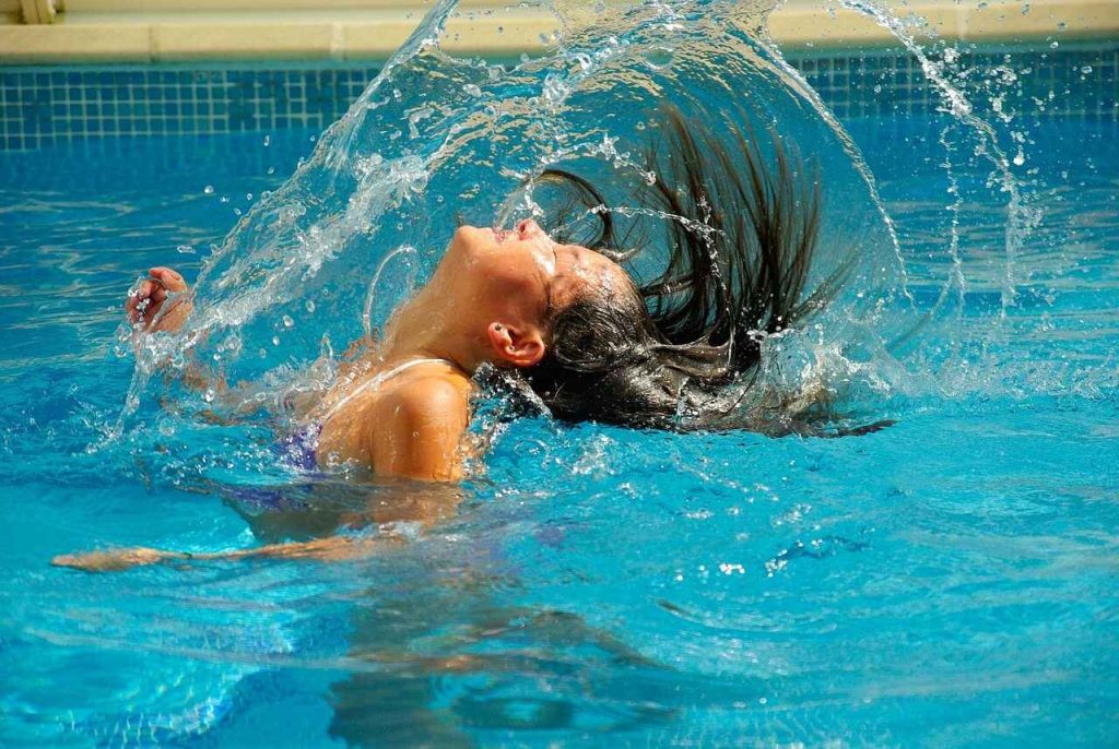 How To Stay Comfortable In The Water